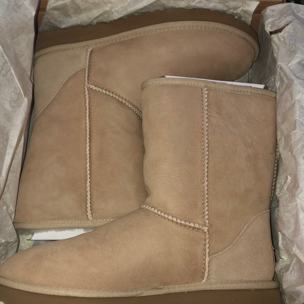 Ugg Classic Short II